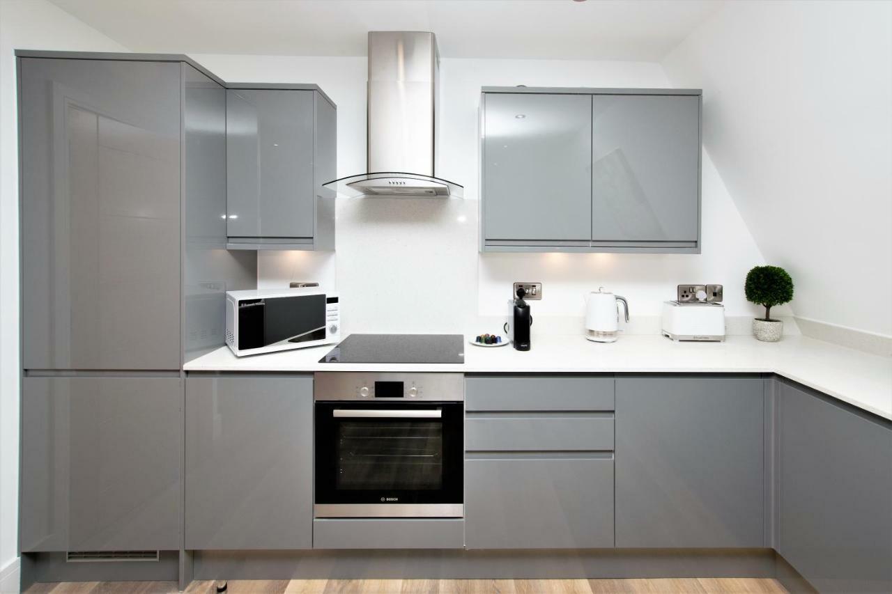 Rowan Tree - Your Apartment Бристоль Екстер'єр фото