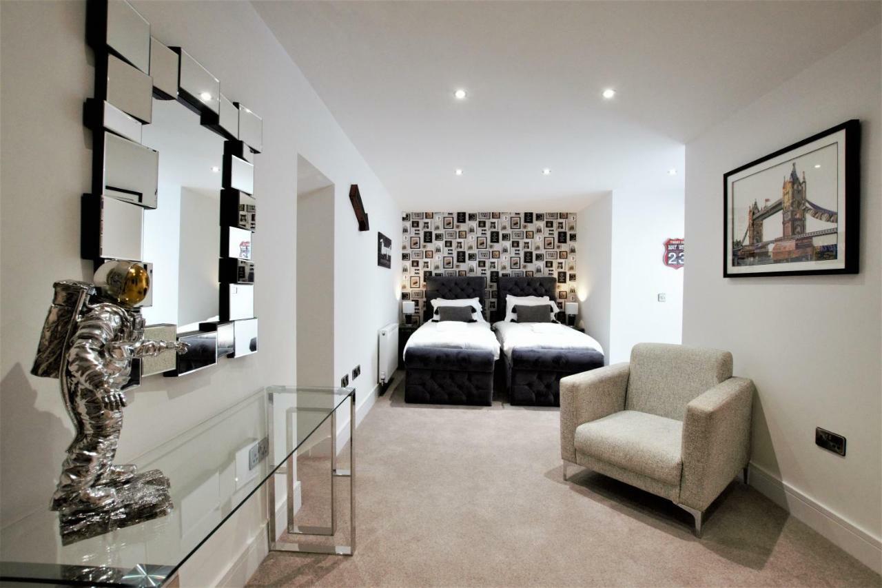 Rowan Tree - Your Apartment Бристоль Екстер'єр фото